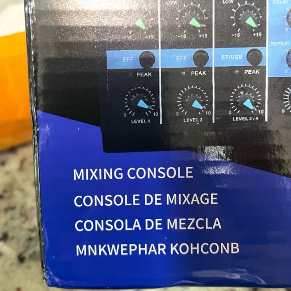 Audio Mixer 4 Ch With Usb Connection For Pc - Picture 2 of 7